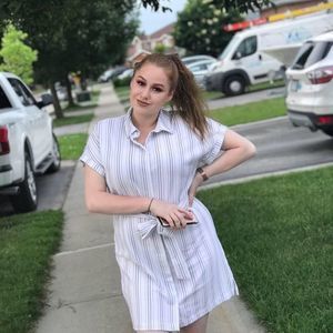 Meet your Posher, Vanessa